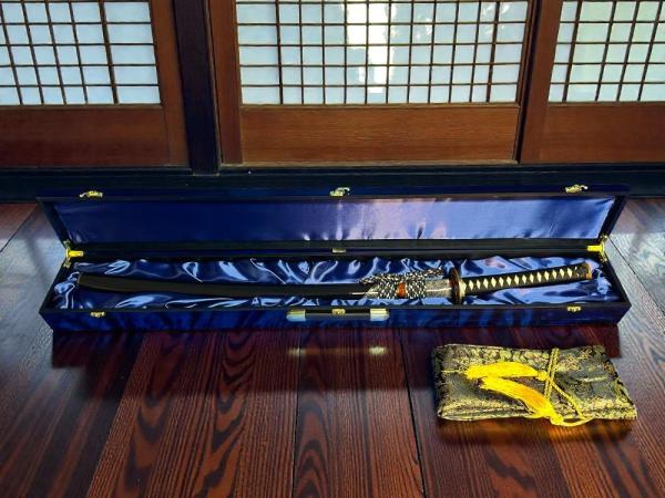 Yamamoto-Tenshi no Yaiba Katana mit 18-mal gefalteter TAMAHAGANE Klinge